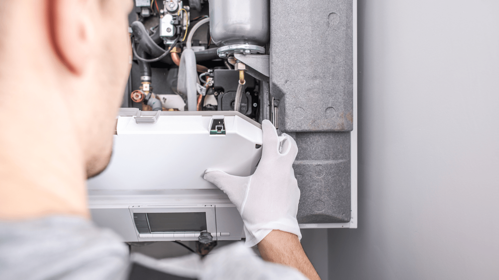 Furnace Replacement vs Repair: Choose Wisely | Dees Plumbing